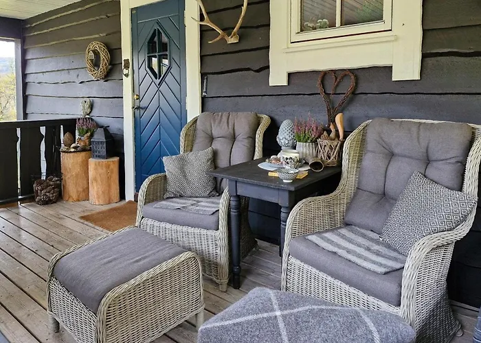 Cozy Family At Hamlagro